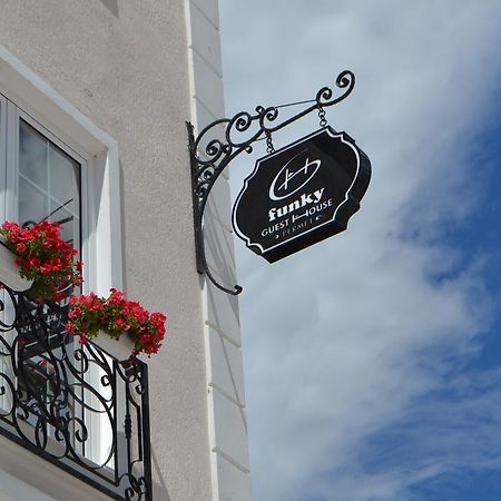 Funky Guest House & Adventures Përmet Exterior foto